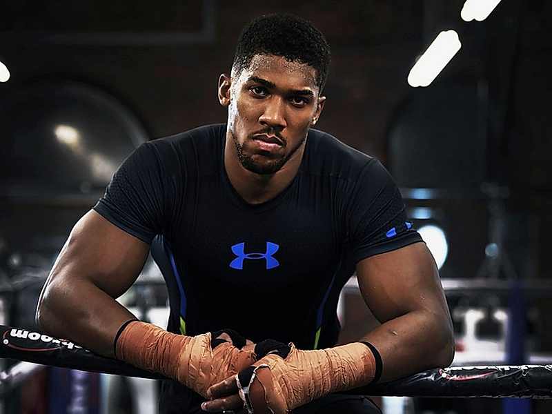 История бренда Under Armour